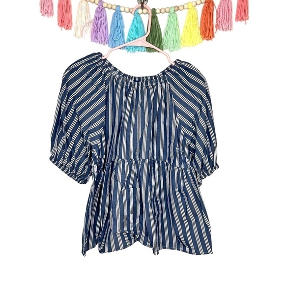 Old Navy Blue and White Stripe Puff Sleeve Relaxed Fit Tiered Blouse Size Large - Picture 1 of 12